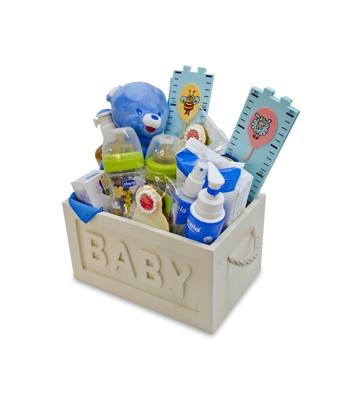 Regalo práctico: cesta con productos de higiene para el recién nacido